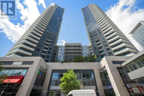 727 - 7161 Yonge Street, Markham, ON 