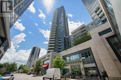 727 - 7161 Yonge Street, Markham, ON 
