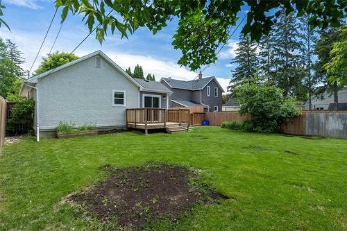 175 1St St, Stonewall, MB 