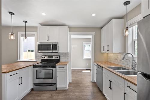 175 1St St, Stonewall, MB 