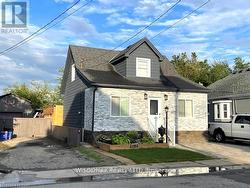 4104 MUIR AVENUE Niagara Falls (Downtown), ON L2E 3L3