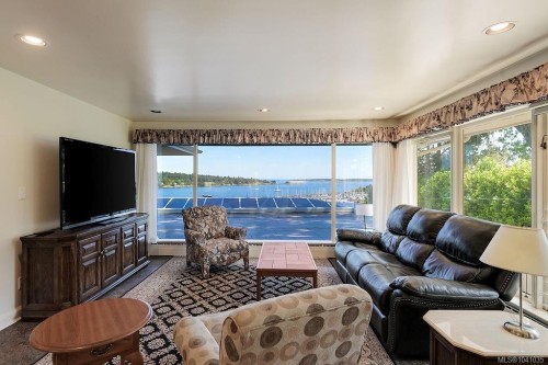 3565 Beach Dr, Oak Bay, BC 