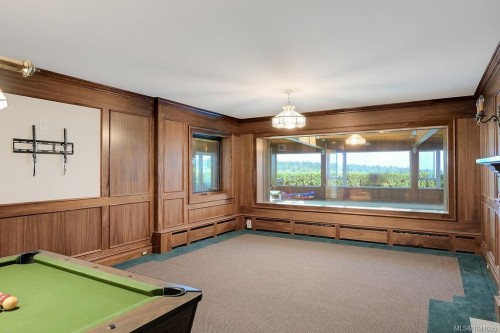 3565 Beach Dr, Oak Bay, BC 