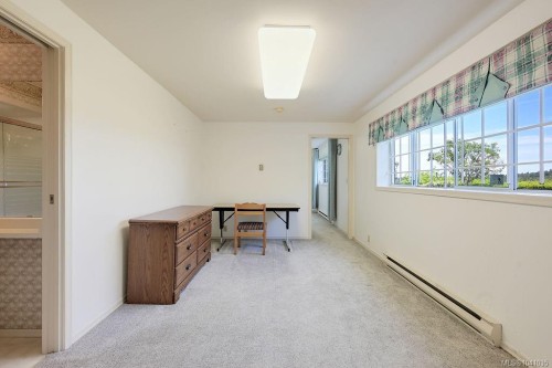 3565 Beach Dr, Oak Bay, BC 