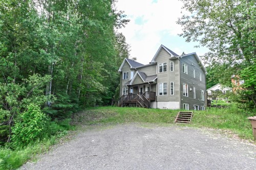 Front of Structure - 15 Ch. De Genève, Saint-Sauveur, QC 
