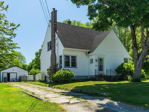 61 Forest Street, Yarmouth, NS 