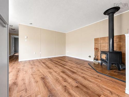 4 Fourth Avenue, Sydney, NS 