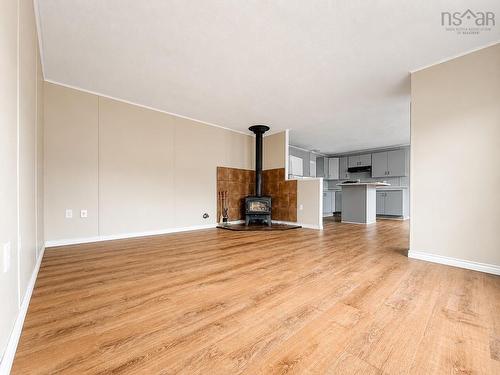 4 Fourth Avenue, Sydney, NS 