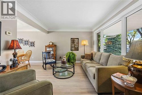 1021 Devine Street, Sarnia, ON 