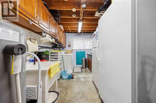 1021 Devine Street, Sarnia, ON 