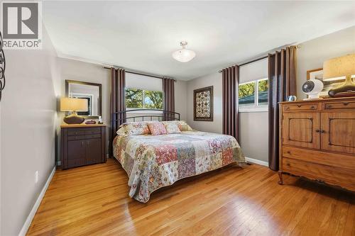 1021 Devine Street, Sarnia, ON 