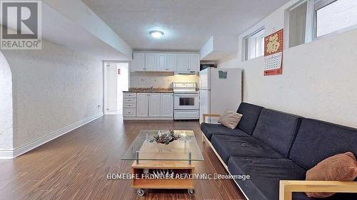 LOWER UNIT - 40 SUMNER HEIGHTS DRIVE , Toronto, Ontario M2K 1Y3 3