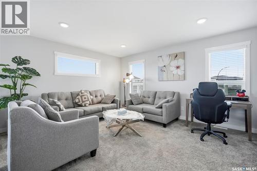 161 Dubois Crescent, Saskatoon, SK 