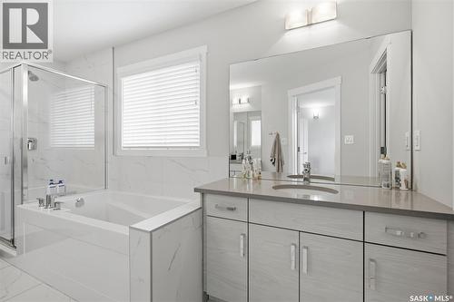 161 Dubois Crescent, Saskatoon, SK 