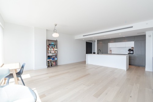 Salon - 2309-200 Rue André-Prévost, Montréal (Verdun/Île-Des-Soeurs), QC 