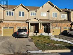 2469 HILL RISE COURT  Oshawa, ON L1L 0J5