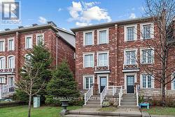 255 TORBARRIE ROAD E Toronto, ON M3L 0E2