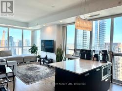 2908 - 9 BOGERT AVENUE  Toronto, ON M2N 0H3