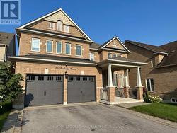 15 RODERICK COURT Richmond Hill, ON L4E 0B4