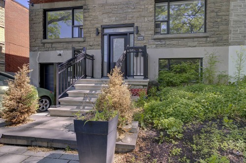 Front of Structure - 1-8955 Rue De Reims, Montréal (Ahuntsic-Cartierville), QC 
