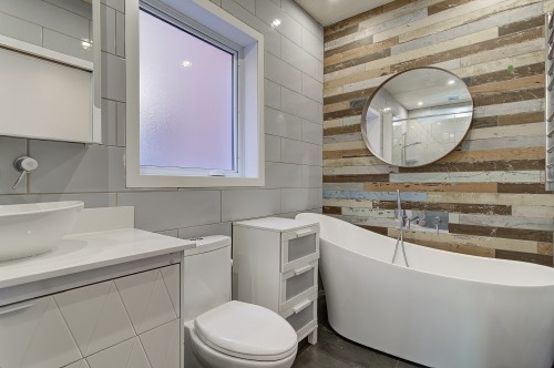 Bachelor - 1-8955 Rue De Reims, Montréal (Ahuntsic-Cartierville), QC 