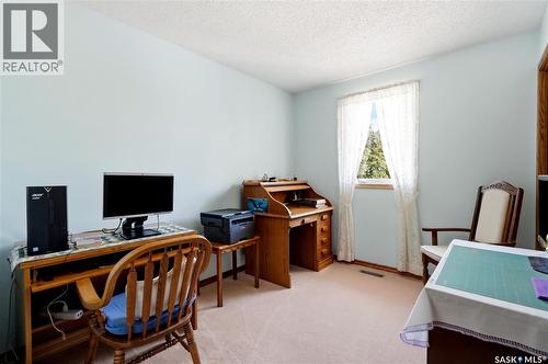 710 3Rd Avenue, Pilot Butte, SK 