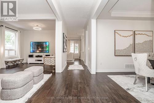 3435 Artesian Drive, Mississauga, ON 