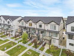 1061 CY BECKER RD NW  Edmonton, AB T5Y 4B7