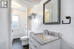 Renovated 4 pce Bathroom - 