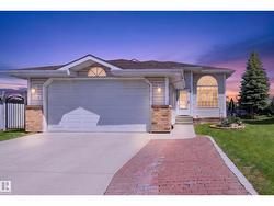 1136 KANE WD NW  Edmonton, AB T6L 6T6