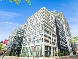 936-135 Lower Sherbourne Street  Toronto, ON M5A 1Y4