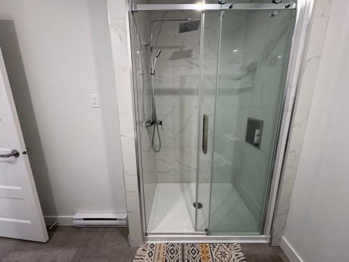 Salle de bains - 2-664 Av. Ste-Bernadette, Rouyn-Noranda, QC 