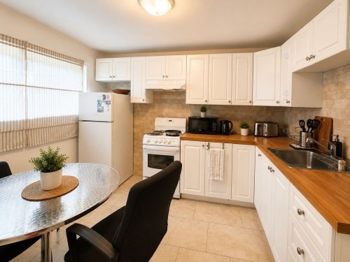 Kitchen - 4863 Av. Montclair, Montréal (Côte-Des-Neiges/Notre-Dame-De-Grâce), QC 