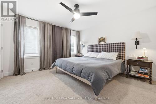 1038 Beatty Crescent, Deep River, ON 