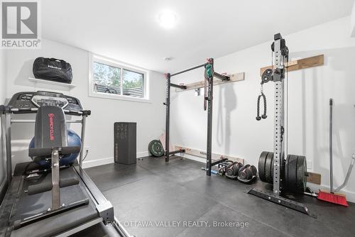 1038 Beatty Crescent, Deep River, ON 