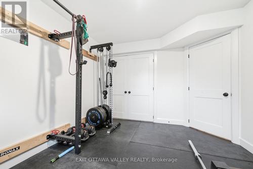 1038 Beatty Crescent, Deep River, ON 
