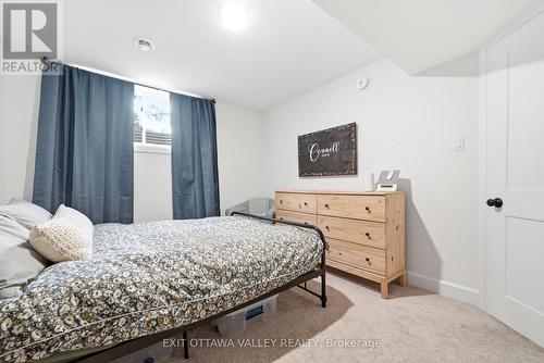 1038 Beatty Crescent, Deep River, ON 