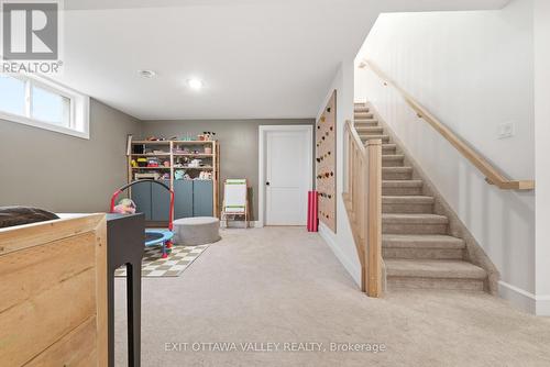 1038 Beatty Crescent, Deep River, ON 