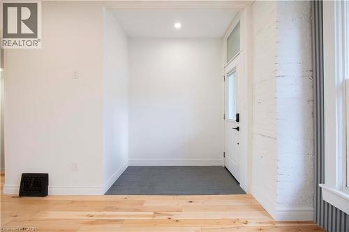 36 Fullerton Avenue, Hamilton, ON 