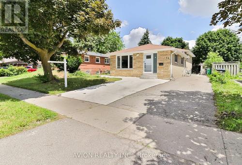128 RUTHERFORD ROAD N  Brampton, ON L6V 2J5