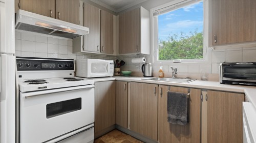 Cuisine - 870 88E Rue, Saint-Georges, QC 