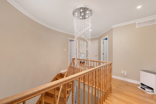 Escalier - 5 Rue Brien, Kirkland, QC - Indoor Photo Showing Other Room