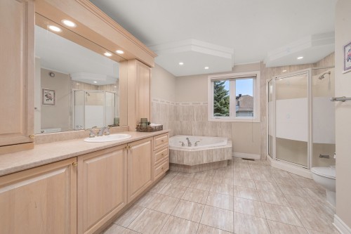 Salle de bains - 5 Rue Brien, Kirkland, QC - Indoor Photo Showing Bathroom