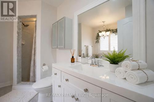 32 Timberwolf Crescent, Vaughan, ON 