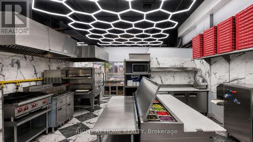 288 Bank Street, Ottawa, ON 