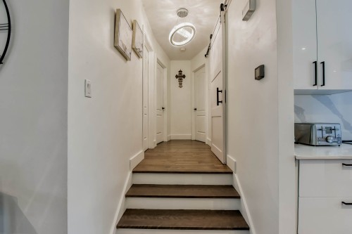 Escalier - 433 100E Avenue, Laval (Chomedey), QC - Indoor Photo Showing Other Room