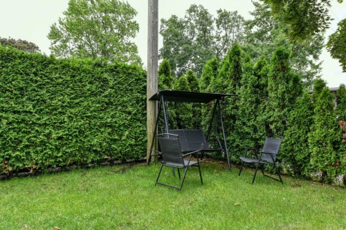 Cour - 433 100E Avenue, Laval (Chomedey), QC - Outdoor