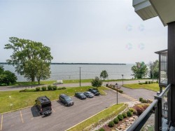 Vue sur l'eau - 