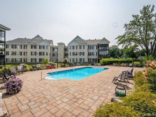 Piscine - 305-331 Av. De Venise O., Venise-En-Québec, QC - Outdoor With In Ground Pool