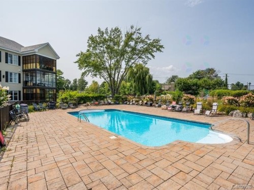 Piscine - 305-331 Av. De Venise O., Venise-En-Québec, QC - Outdoor With In Ground Pool